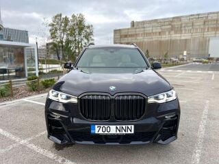 BMW X7 M-Sportpakett Individual 3.0 195kW