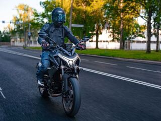 CFMOTO 800NK 70kW