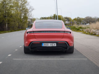 Porsche Taycan 4S Performance Battery Plus 420kW