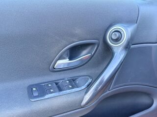 Renault Laguna Elegance 2.0 99kW