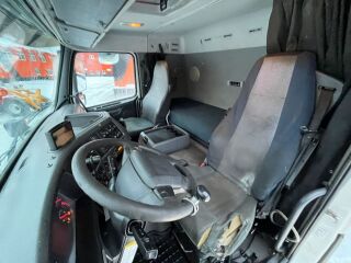 Volvo FM 450 6x2*4 338kW