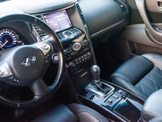 Infiniti FX30 3.0 175kW