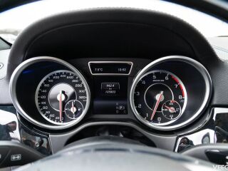 Mercedes-Benz GL 63 AMG 5.5 V8 Bi-Turbo 410kW