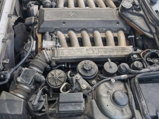 BMW 750 I 5.0 W12 220кВ