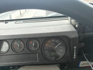 Land Rover Defender 2.5 90kW