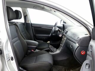 Toyota Avensis Linea Sol Facelift 1.8 95kW