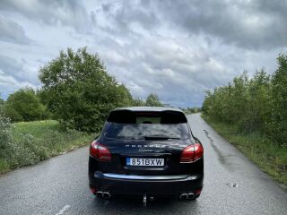 Porsche Cayenne 3.0 180кВ