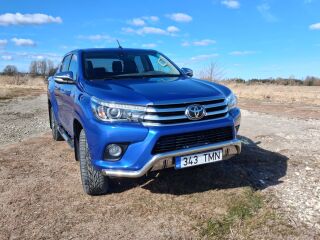 Toyota Hilux 2.4 110kW