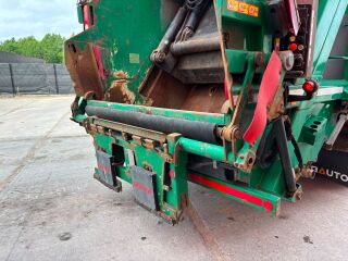 Volvo FE 320 6x2*4 240kW