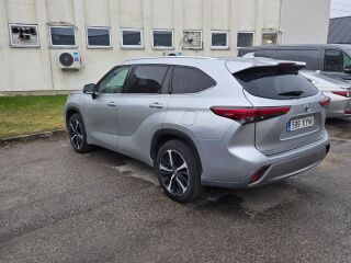 Toyota Highlander 2.5 140kW
