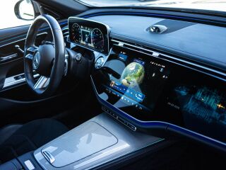 Mercedes-Benz E 220 AMG Night Pakett 2.0 145кВ