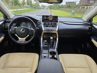 Lexus NX 300h 2.5 114кВ
