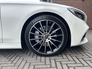 Mercedes-Benz S 560 4MATIC Coupé AMG 4.0 V8 345kW