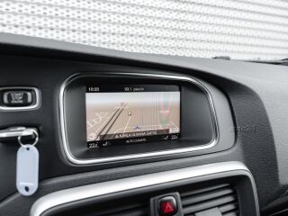 Volvo V40 R-Design 2.0 110kW