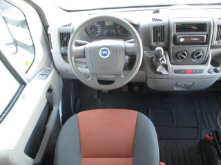 Fiat McLouis M700 2.2 74kW