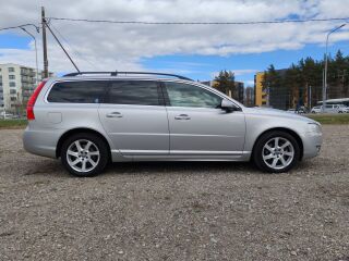 Volvo V70 SUMMUM 2.0 D5 120kW