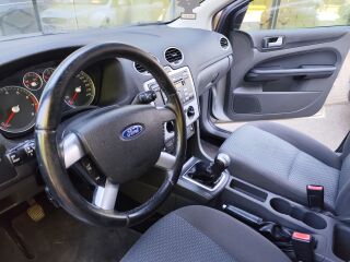 Ford Focus 1.6 74kW