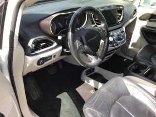 Chrysler Pacifica LUXURY TOURNG L PLUS EDITION STOW N GO EN 3.6 V6 PENTASTAR 214kW