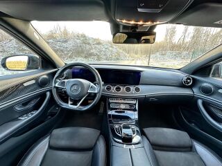 Mercedes-Benz E 350 4-Matic AMG 3.0 V6 190kW