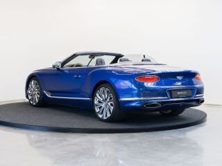 Bentley Continental GTC W12 Mulliner 6.0 485kW