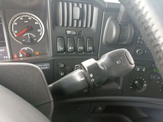 Scania R490