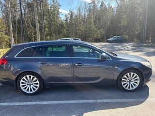 Opel Insignia 2.0 Sports Tourer 162kW