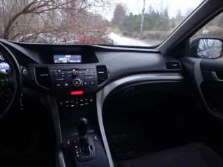 Honda Accord Elegance 2.2 R4 i-DTEC 110кВ