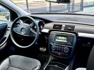 Mercedes-Benz R 320 Long Family NO AIRMATIC 3.0 165kW