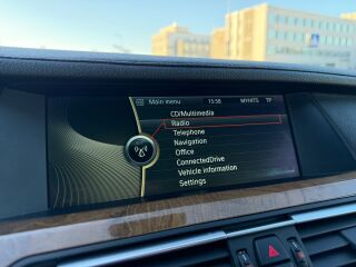 BMW 740 3.0 225кВ