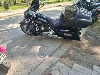 Harley-Davidson Electra Glide Electra Glide Ultra classik FLHTCUSE 66kW