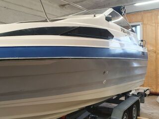 Bayliner Ciera Sunbridge 2150 OMC Cobra 3.0 112кВ
