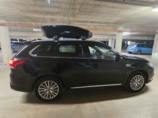 Mitsubishi Outlander Instyle Plus 4WD 2.4 99kW