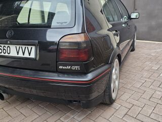 Volkswagen Golf GTI 2.0 2.0 8V 85kW