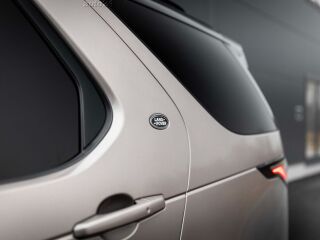 Land Rover Discovery R Dynamic Lantau Bronze 3.0 183kW