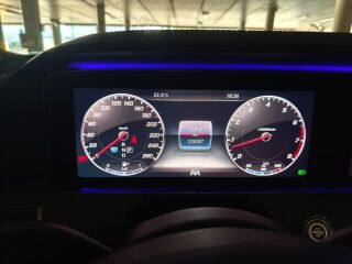 Mercedes-Benz E 400 3.5 V6 V6 twin turbo 245кВ