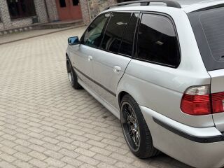 BMW 540 4.4 V8 210kW