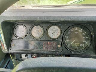 Land Rover Defender 2.5 83kW