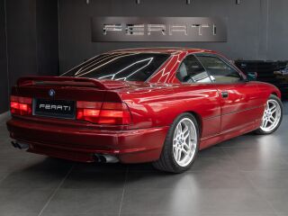 BMW 850 iA 5.0 V12 220kW