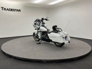 Harley-Davidson Road Glide V2