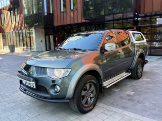 Mitsubishi L200 4x4 2.5 100kW