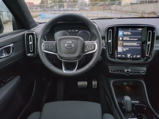 Volvo XC40 R-Design T4 Recharge 1.5 95кВ