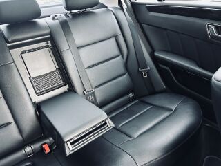 Mercedes-Benz E 220 AVANTGARDE 2.1 BlueEfficiency 100kW