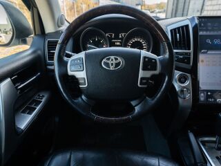 Toyota Land Cruiser V8 4.5 200kW