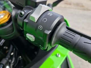 Kawasaki ZX-4RR R4 57kW