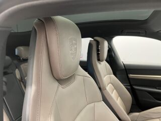 Porsche Taycan 4S Cross Turismo 420kW