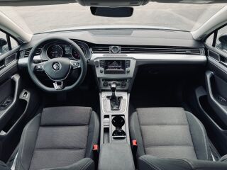 Volkswagen Passat R-Line 2.0 R4 TDi 110kW