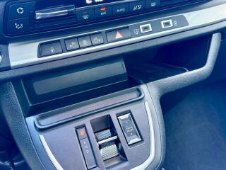 Peugeot Traveller L3 VIP 2.0 BlueHDi 180 AT8 130kW