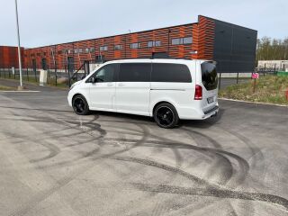 Mercedes-Benz V 300 Exclusive AMG 4Matic 2.0 174кВ