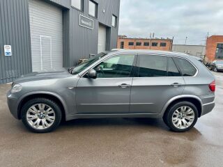 BMW X5 M50 3.0 280kW