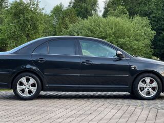 Toyota Avensis Linea Sol D4d 2.0 85кВ
